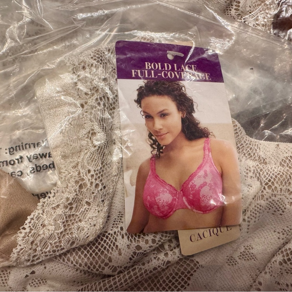 Cacique Bold Lace Full-Coverage Bra - Sugar - 38H